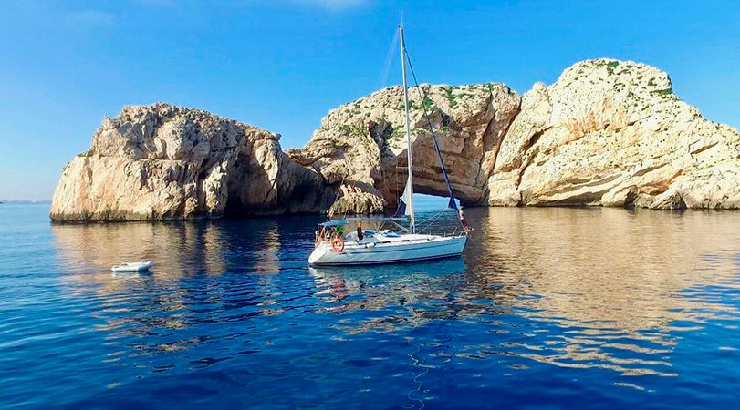 Bavaria Cruiser 36 | El Tarsanea