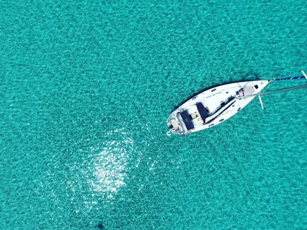 Atlantic 49 | Blueline 3