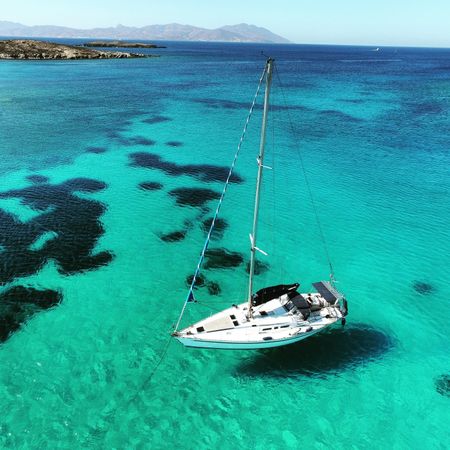 Atlantic 49 | Blueline 3