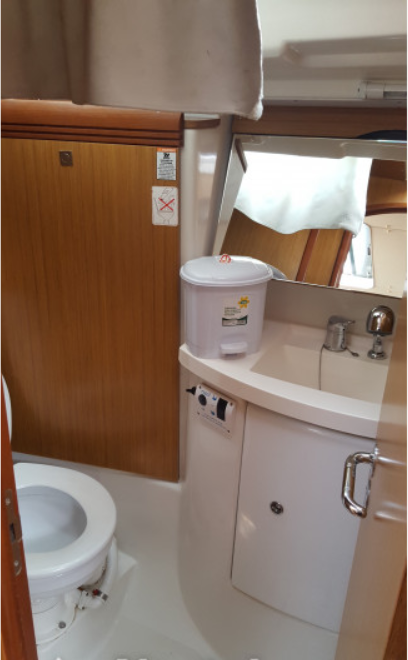 Jeanneau Sun Odyssey 42 i | Black Pearl