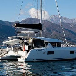 Lagoon 42 | Lyubushka