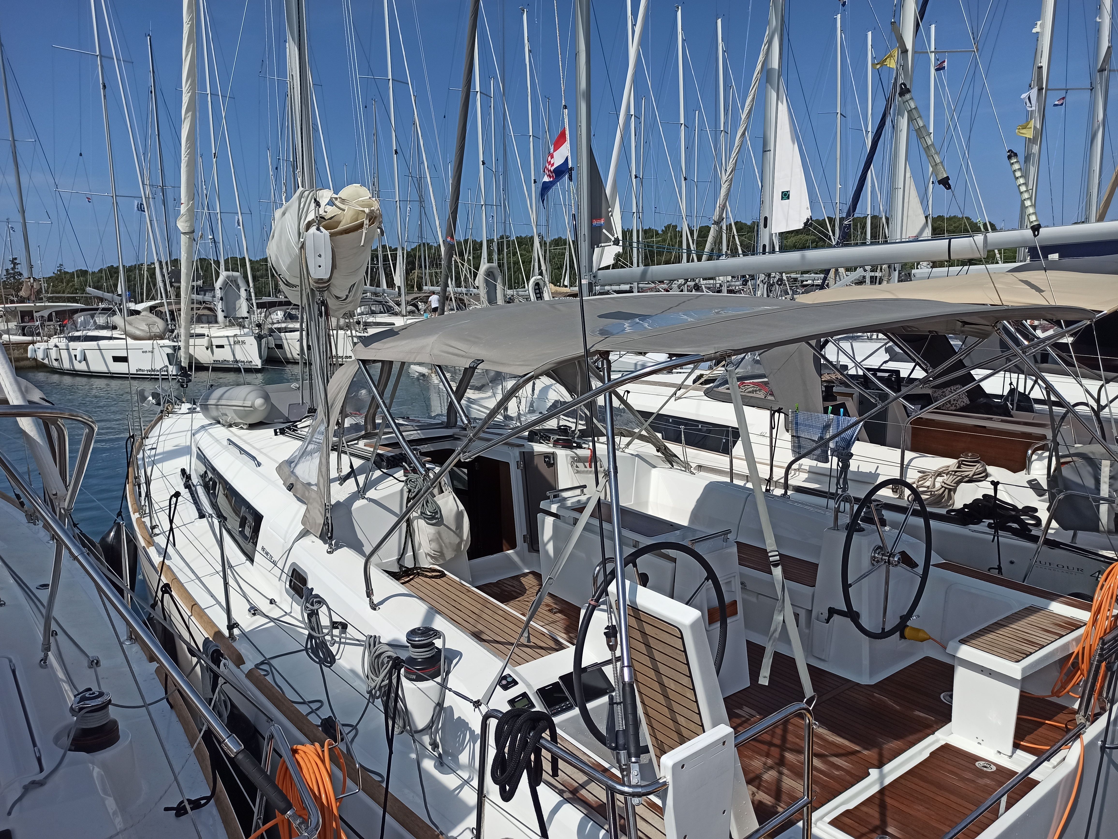 Beneteau Oceanis 38.1 | Maja
