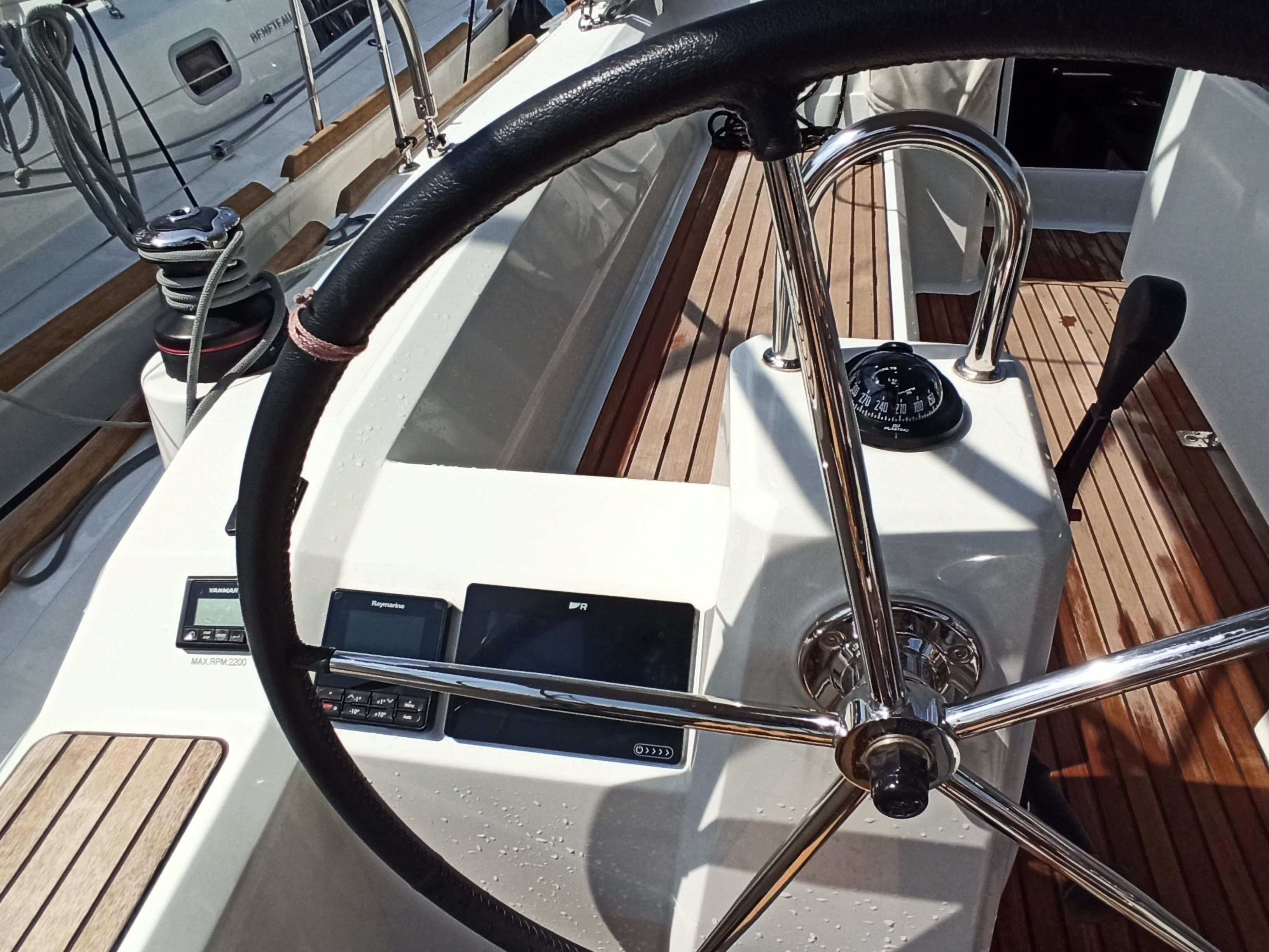 Beneteau Oceanis 38.1 | Maja
