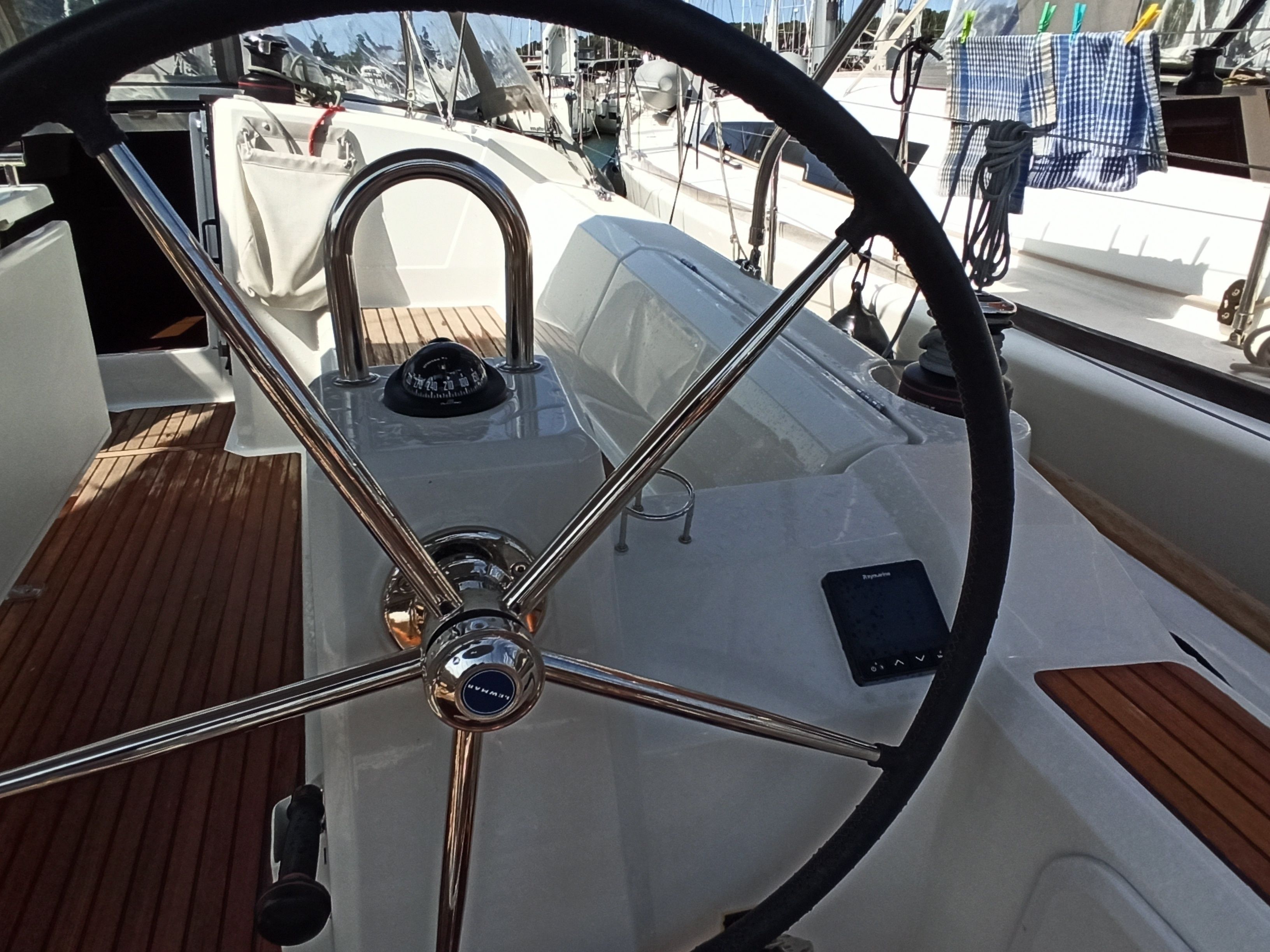 Beneteau Oceanis 38.1 | Maja