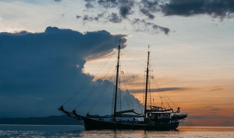 Staatskanal Dutch Schooner | Adelaar