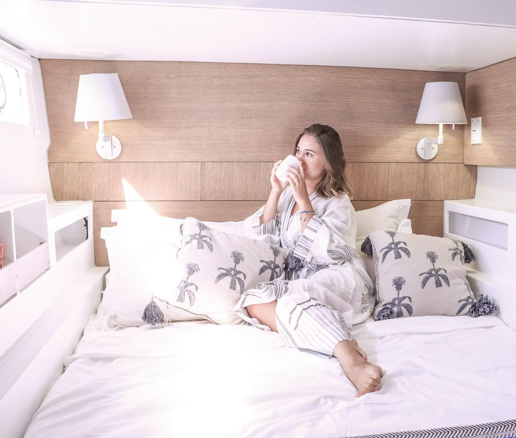 Two Oceans 63 | Pelican