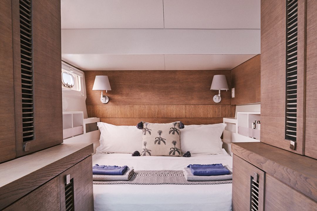 Two Oceans 63 | Pelican