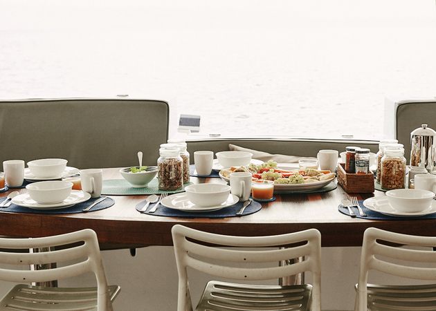 Two Oceans 63 | Pelican