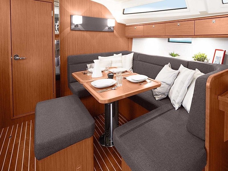 Bavaria Cruiser 41 | Mola 22 Juelsminde