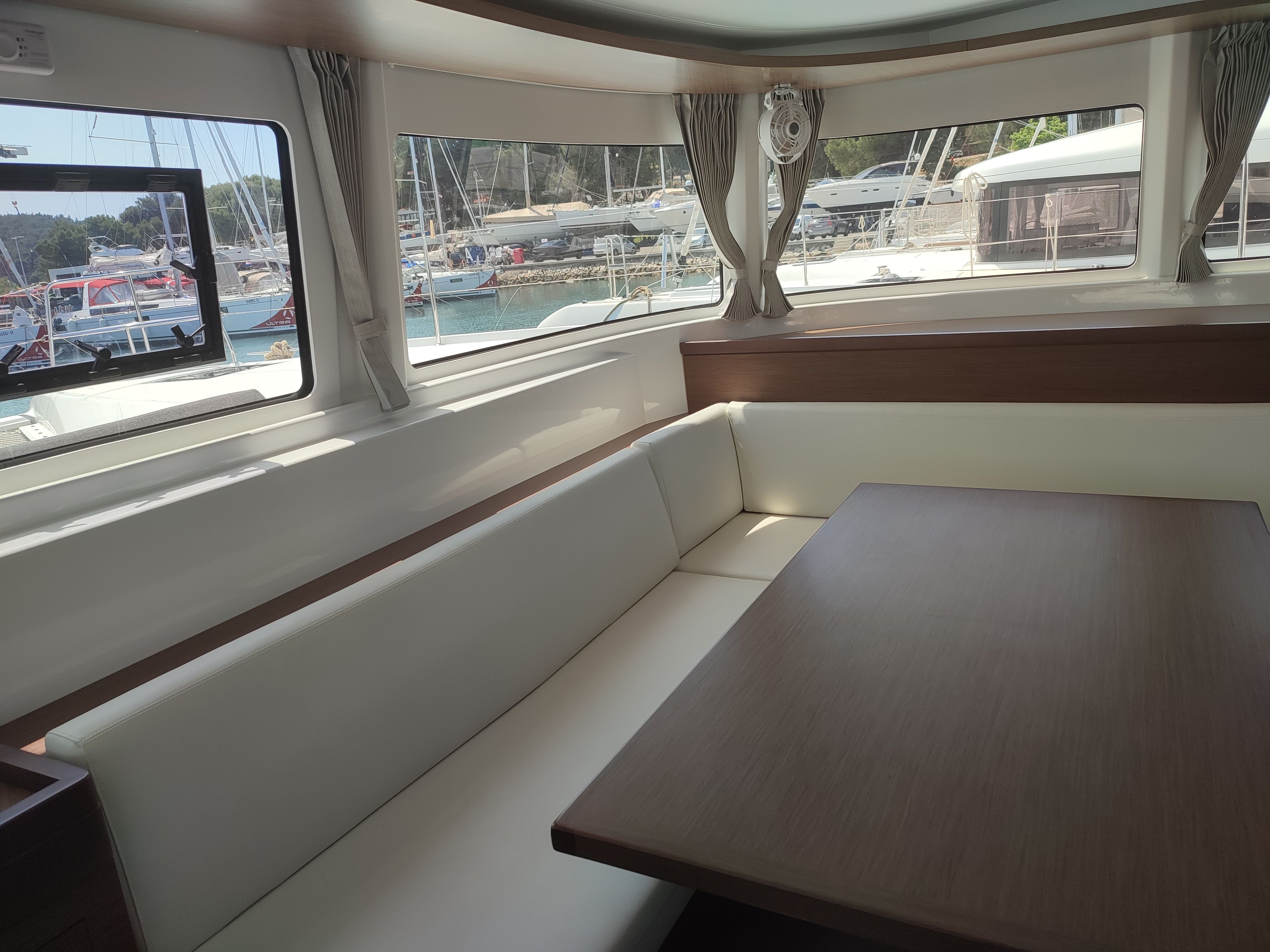 Lagoon 46 | Long Island