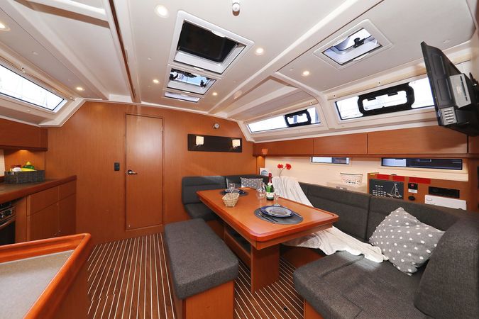 Bavaria Cruiser 46 | Neo Star 5