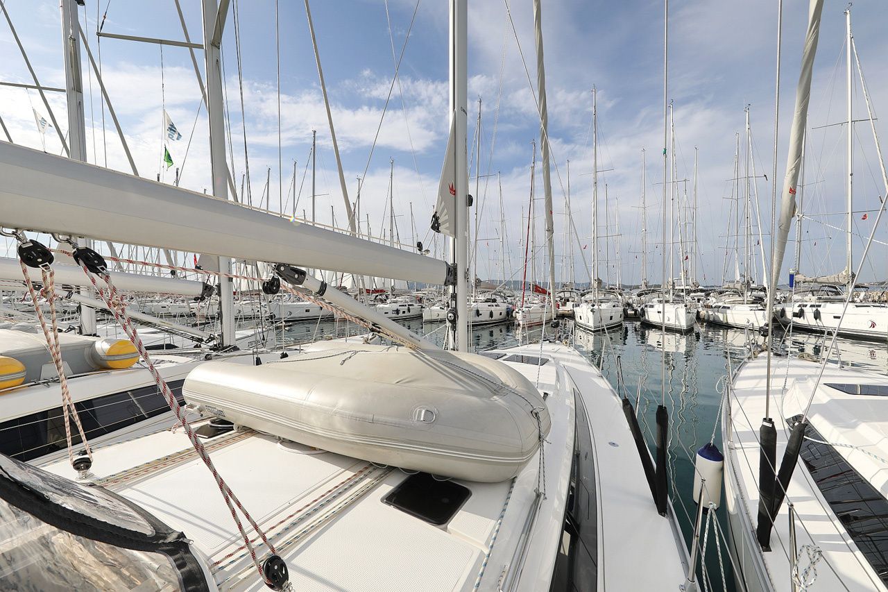 Bavaria Cruiser 46 | Neo Star 5