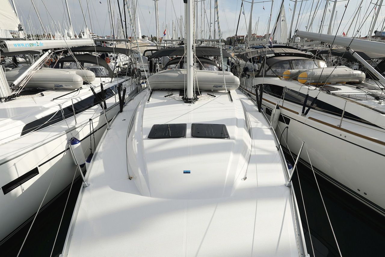 Bavaria Cruiser 46 | Neo Star 5