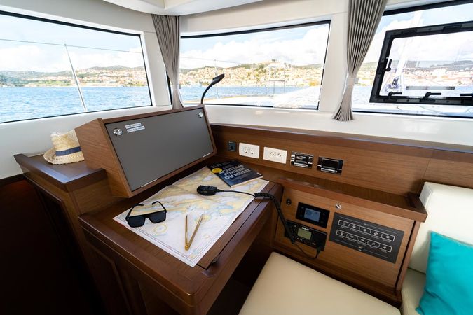 Lagoon 40 | Sound of Silence