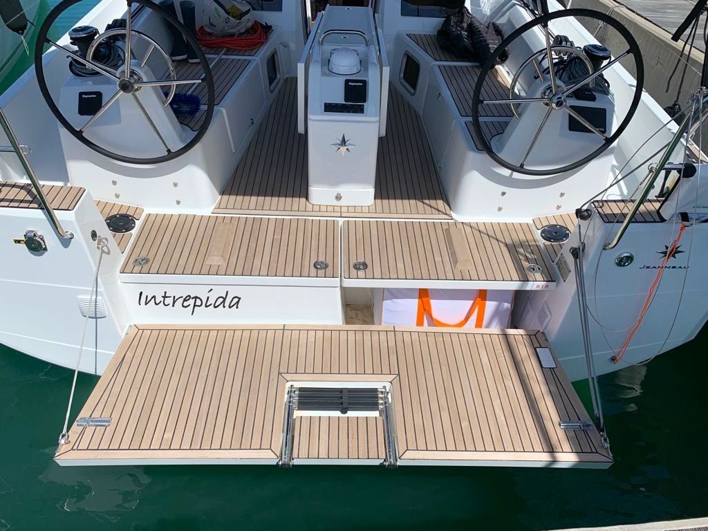 Jeanneau Sun Odyssey 410 | Intrepida