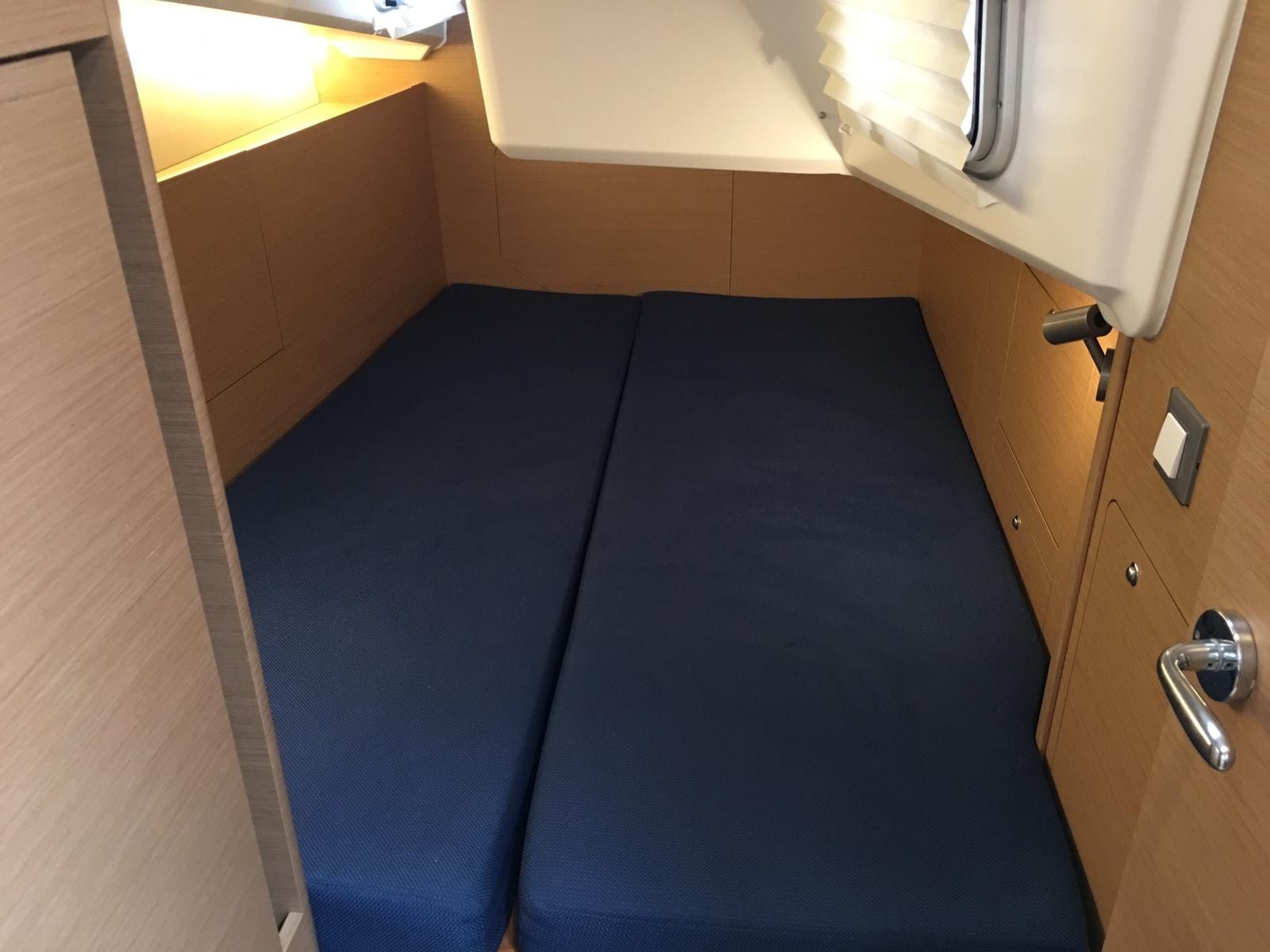 Jeanneau Sun Odyssey 410 | Intrepida