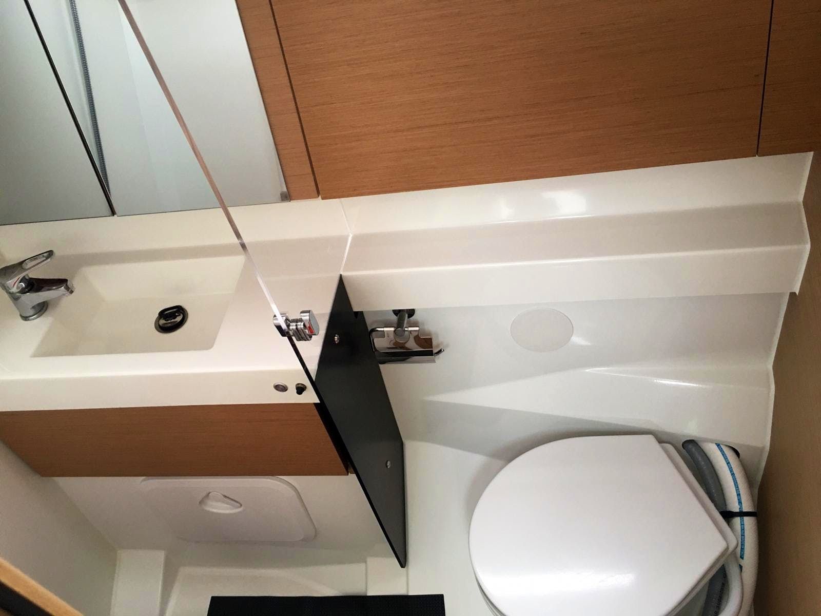 Jeanneau Sun Odyssey 410 | Intrepida