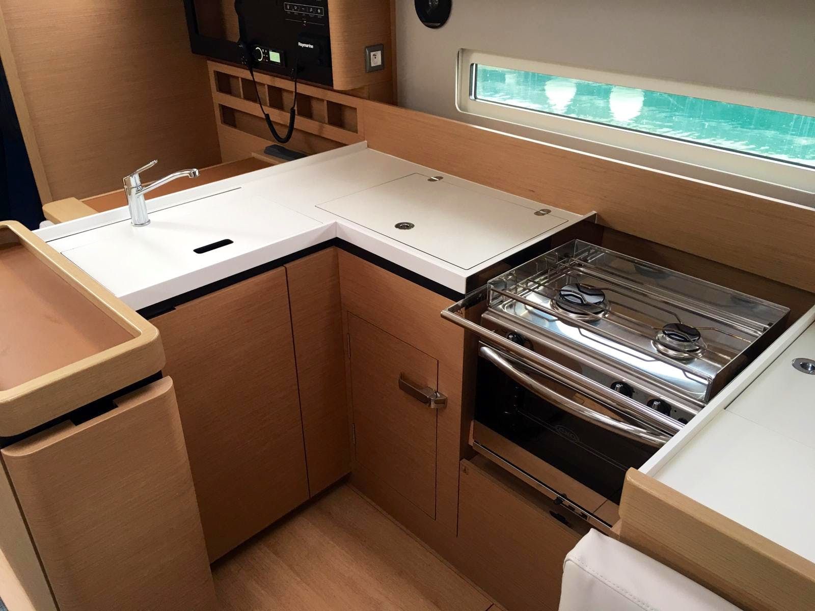 Jeanneau Sun Odyssey 410 | Intrepida