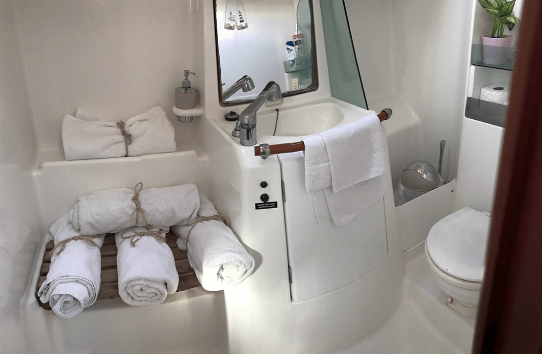 Beneteau Oceanis Clipper 323 | Llum