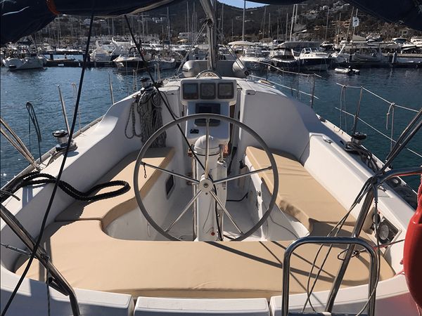 Beneteau Oceanis Clipper 323 | Llum
