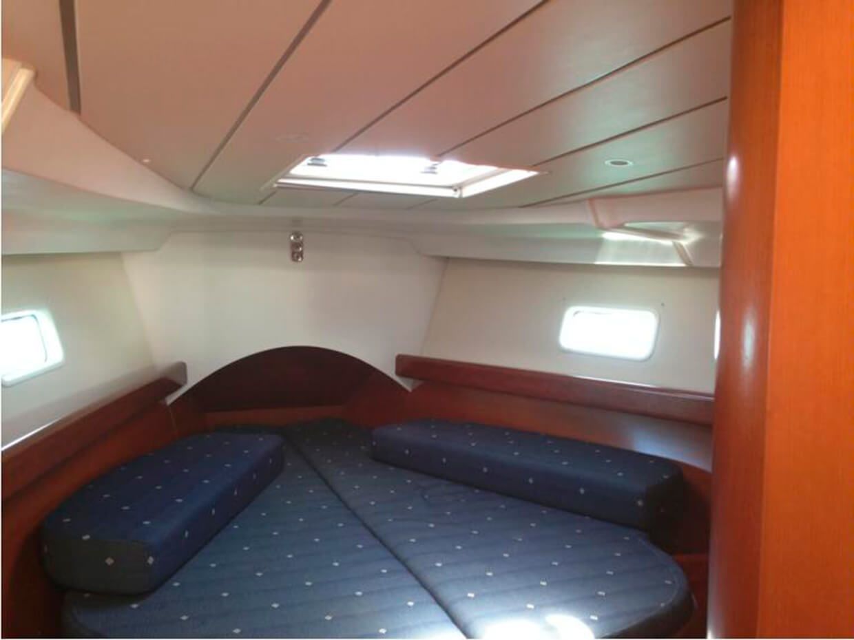 Beneteau Oceanis Clipper 323 | Llum