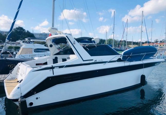 Sea Ray 350 Sundancer | Golden Prestige