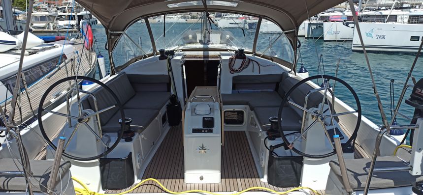 Jeanneau Sun Odyssey 440 | Lucia 2