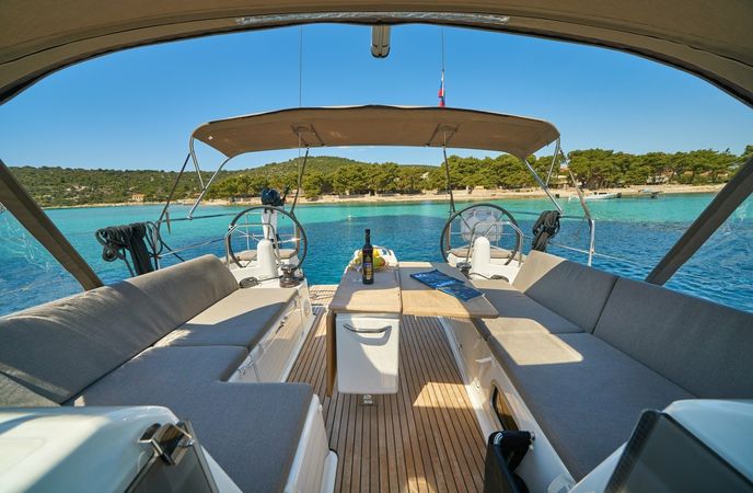 Jeanneau Sun Odyssey 440 | Lucia 2