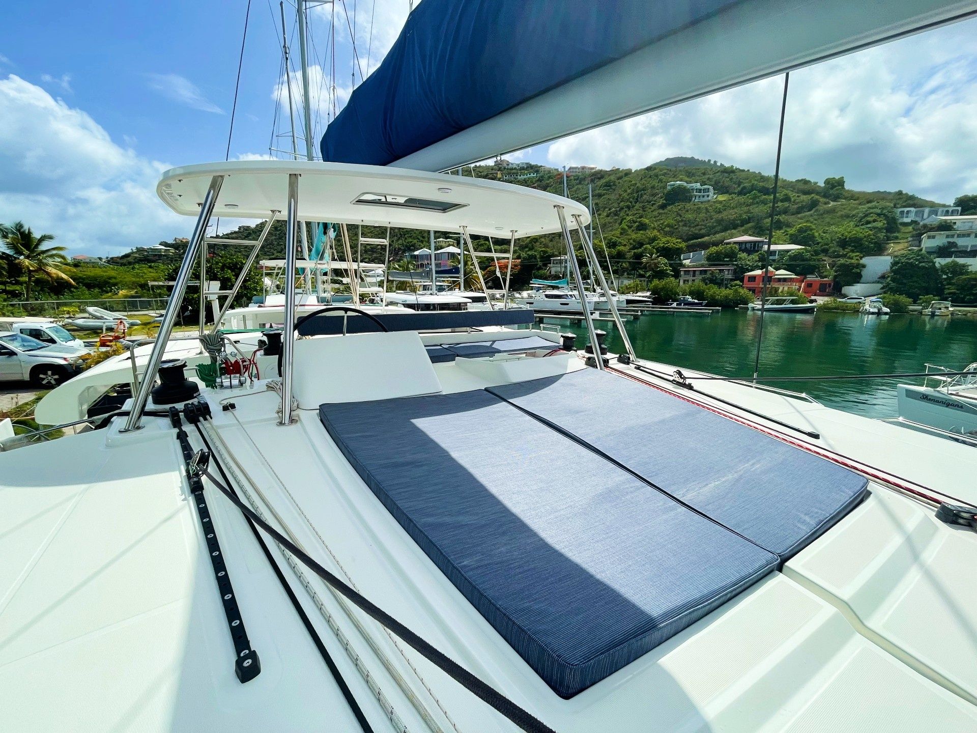 Lagoon 450 F | Squid Attack