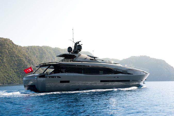 FX Yachts 38 | Fx