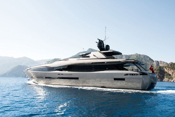 FX Yachts 38 | Fx