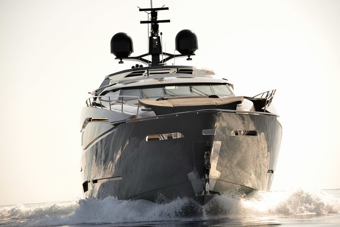 FX Yachts 38 | Fx