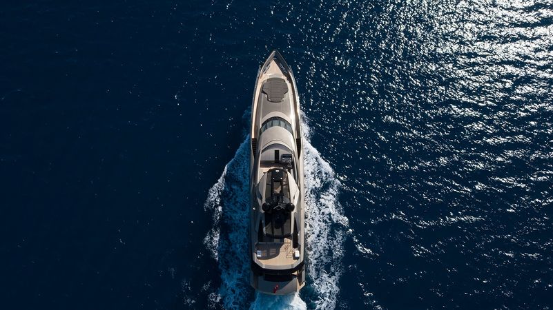 FX Yachts 38 | Fx