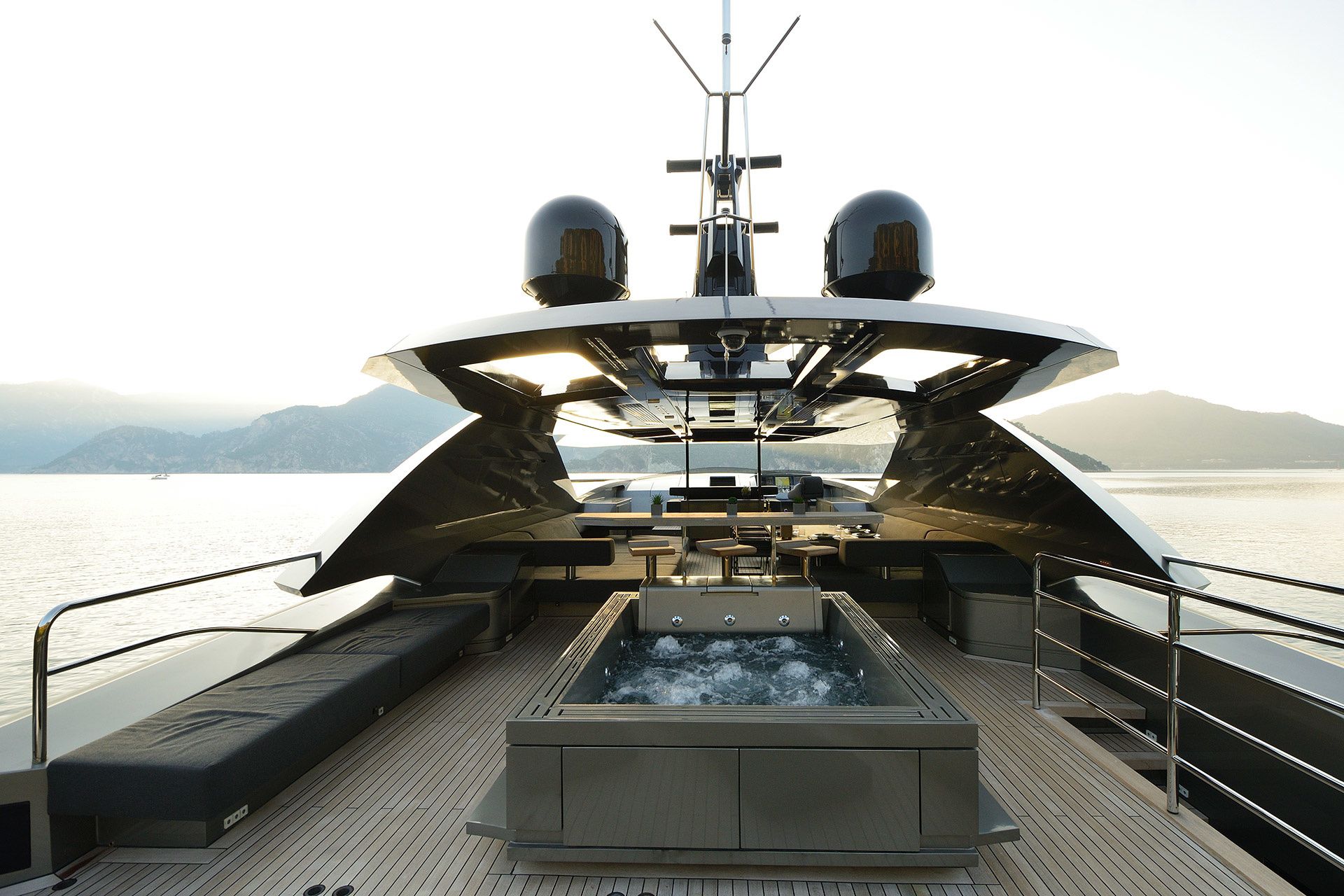 FX Yachts 38 | Fx