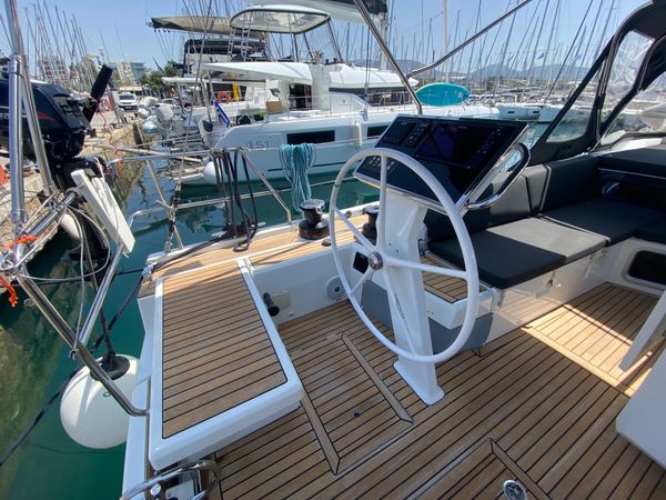 Beneteau Oceanis 51.1 | Demilia Star