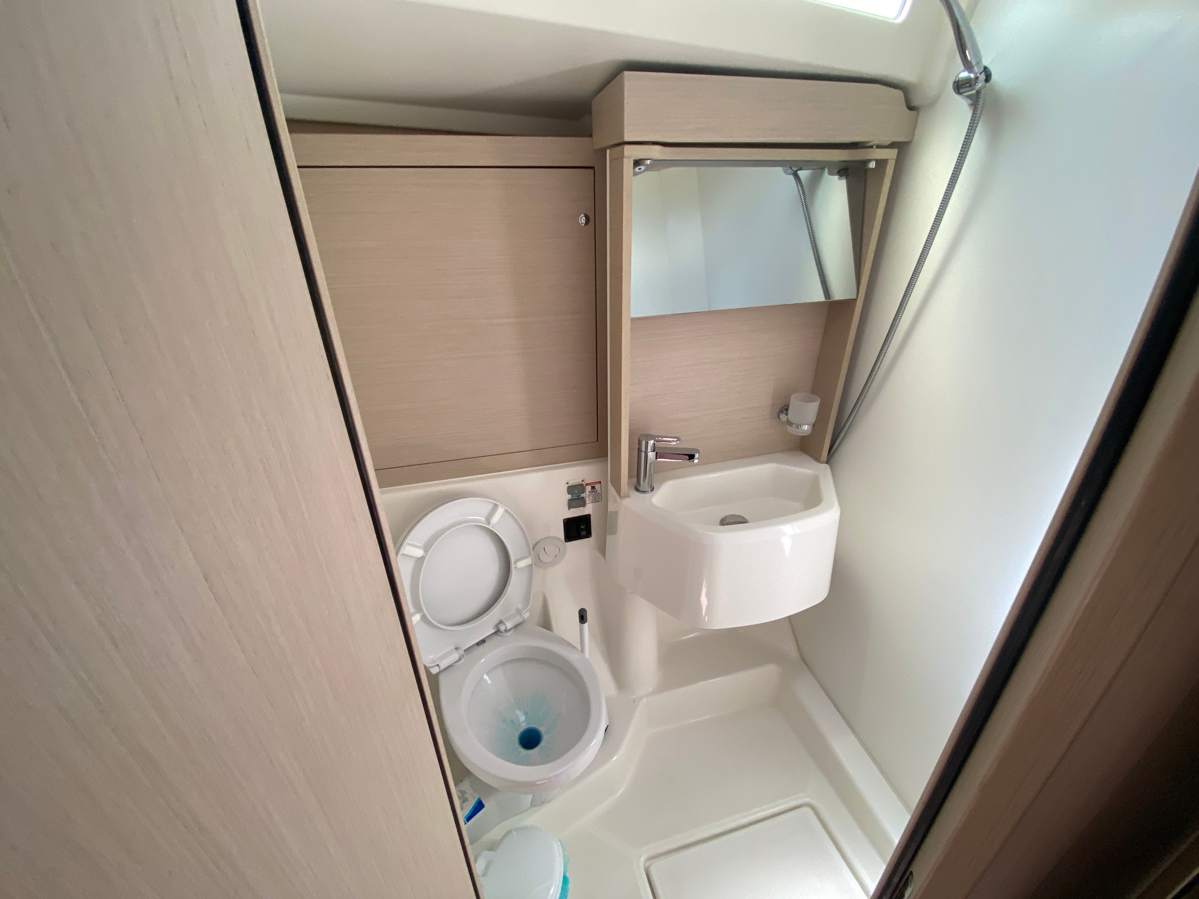 Beneteau Oceanis 51.1 | Demilia Star