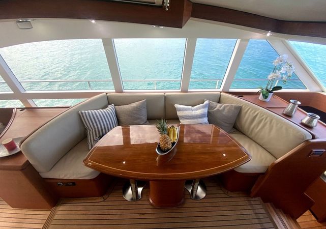 Guy Couach 2100 | Neree