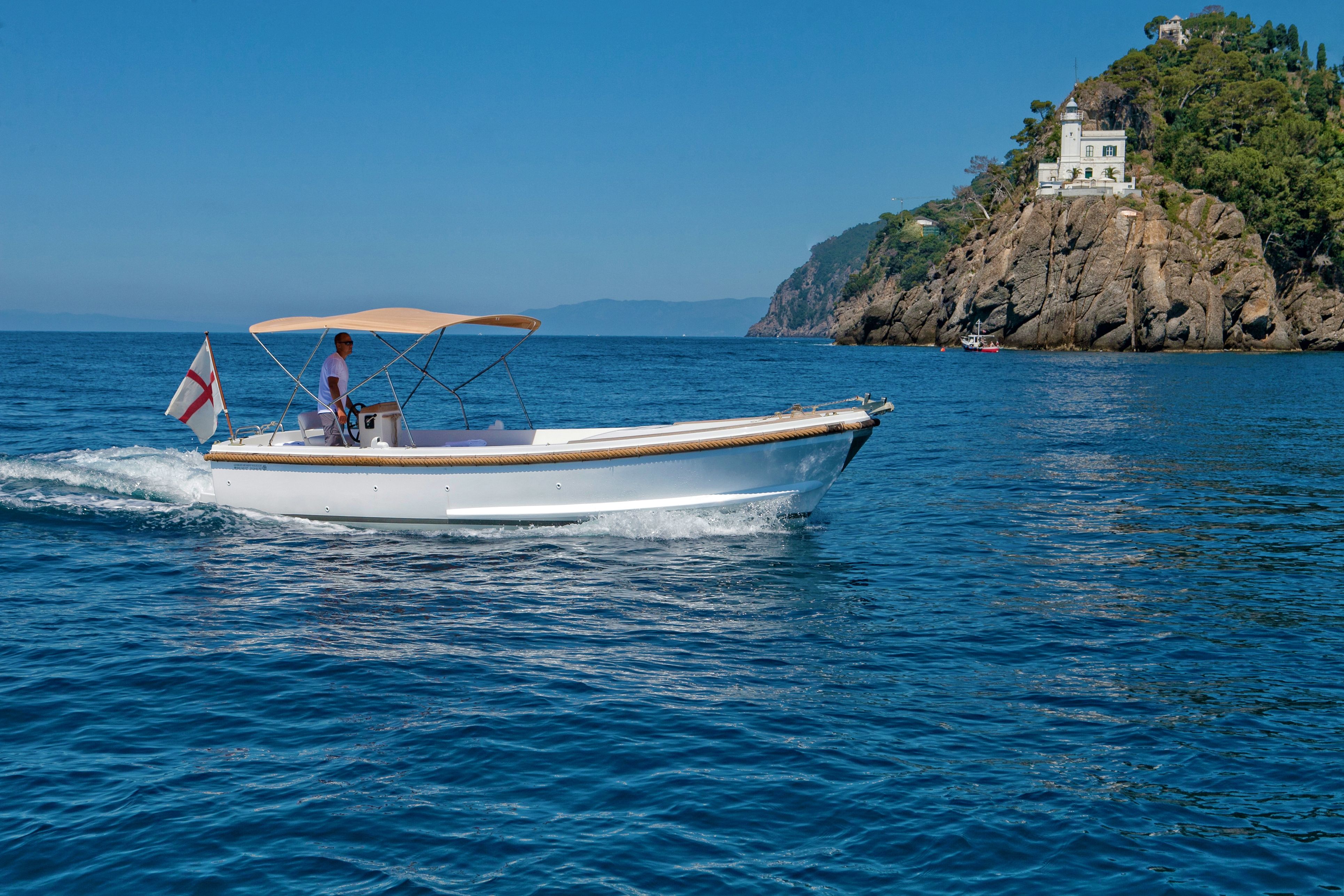 Frilvam Nelson 24 | Eccomi Qua