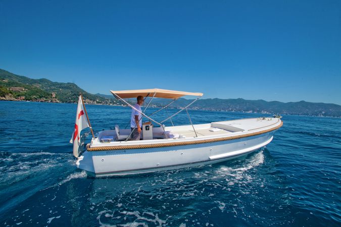 Frilvam Nelson 24 | Eccomi Qua