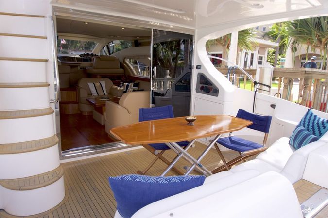 Azimut 50 Fly | Happy place