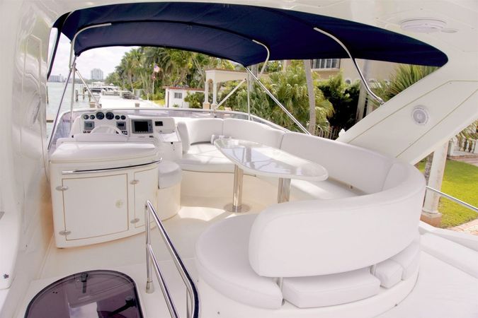 Azimut 50 Fly | Happy place