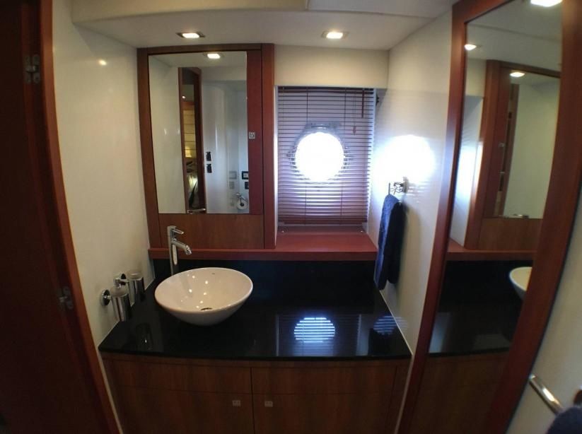 Sunseeker 68 | Loan Shark