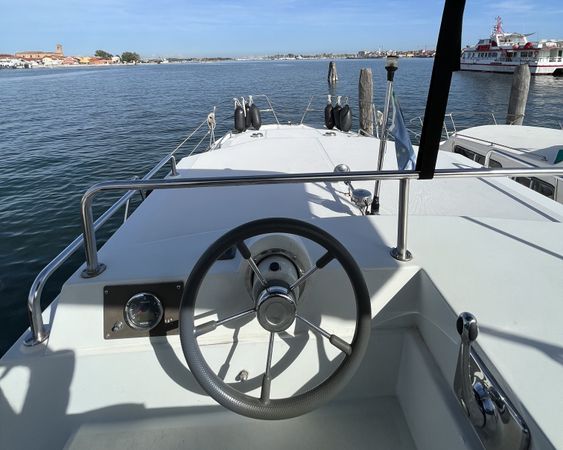 New Concorde 890 Twins | Uno