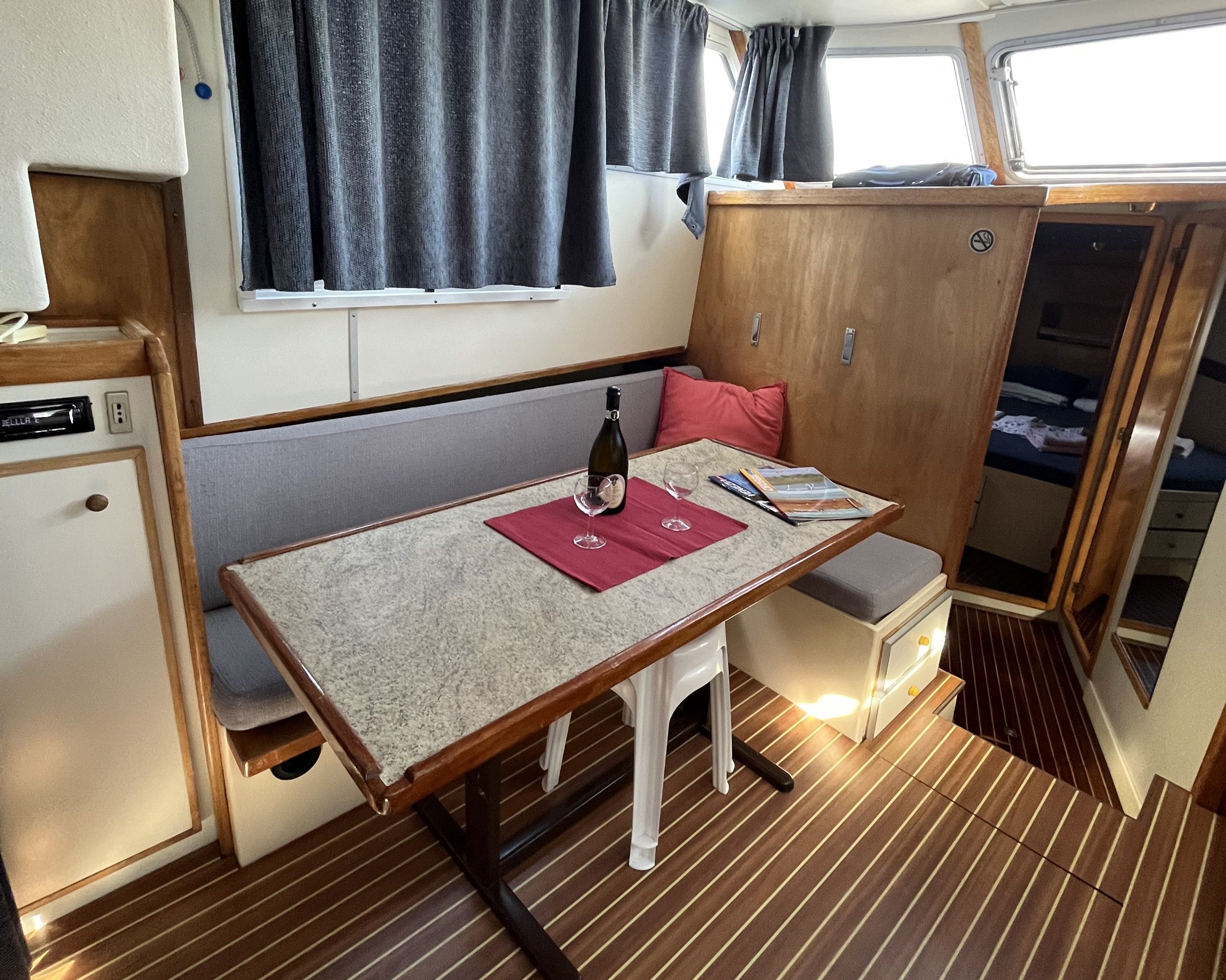 New Concorde 890 Twins | Uno