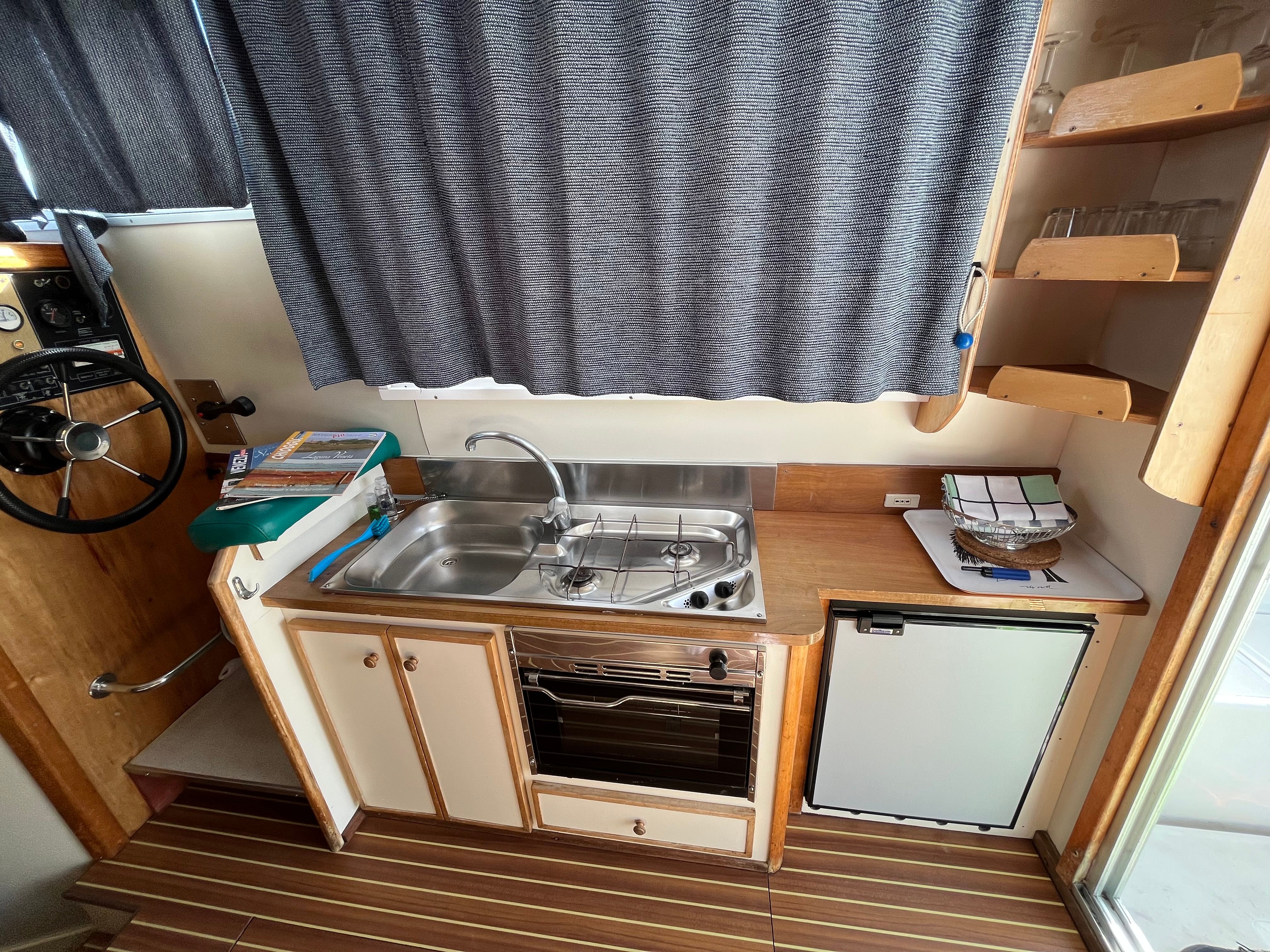 New Concorde 890 Twins | Uno