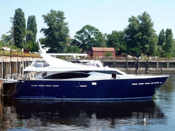 Custom Built 79 | Natali