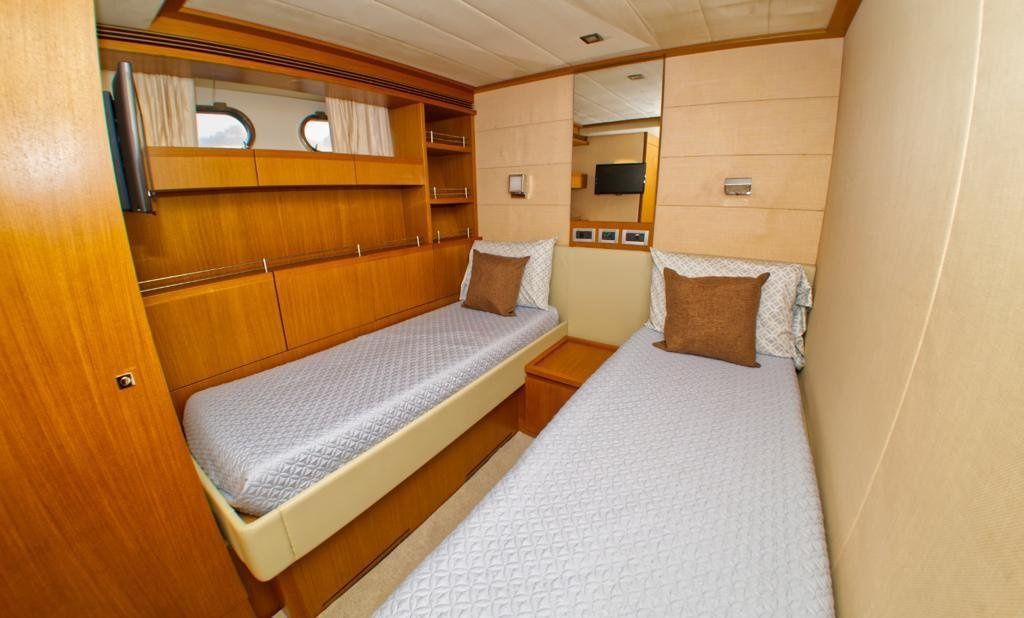 Ferretti 80 | Indulge