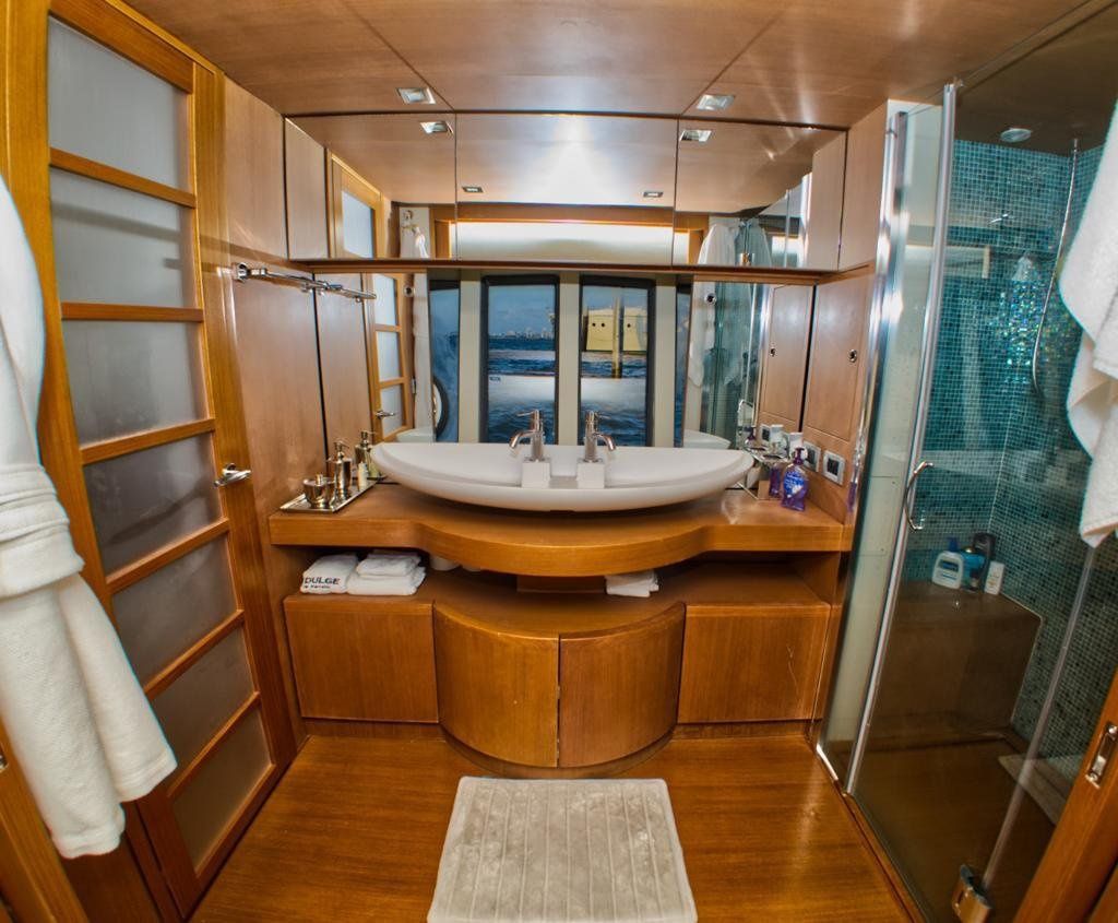 Ferretti 80 | Indulge