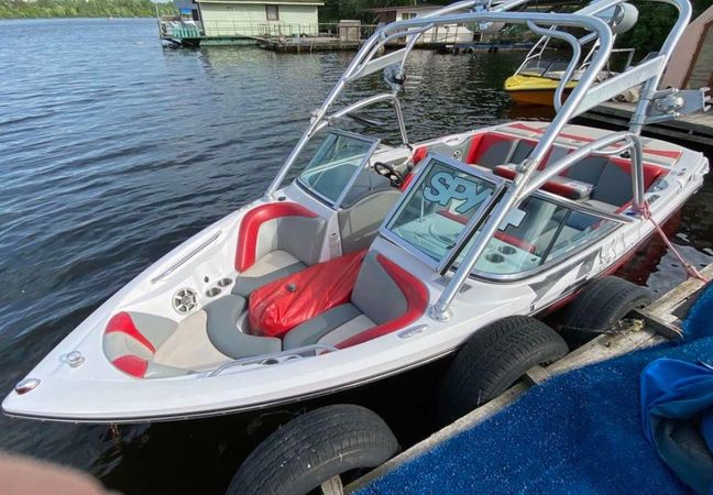 Nautique 210 | Spy