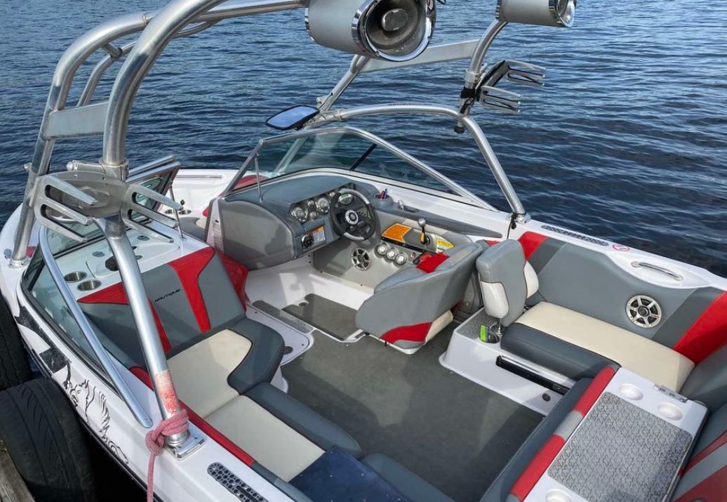 Nautique 210 | Spy
